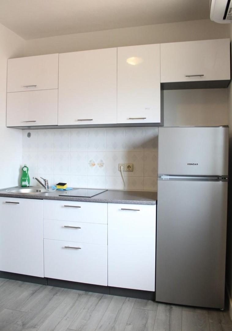 Apartment Bajuti Primošten Eksteriør billede