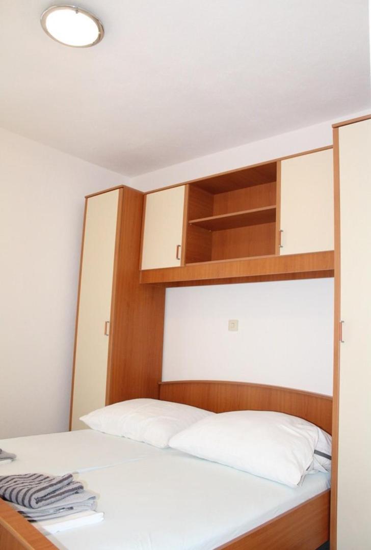 Apartment Bajuti Primošten Eksteriør billede